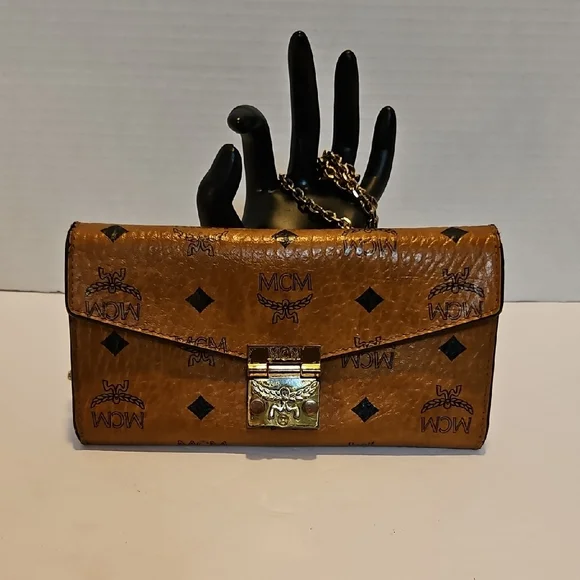 MCM | Bags | Mcm Cognac Leather Wallet With Gold Hardware  display picture 3